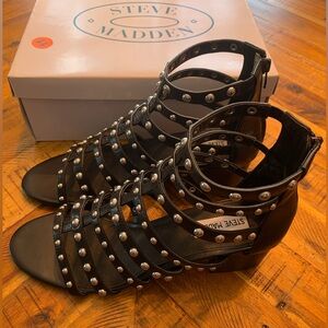 Brand NEW Steve Madden Mania Black Multi Fashion Sandals Size 11